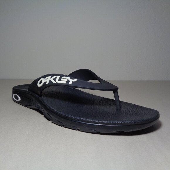 Oakley Size 13 M / B1B / Black / Flip Flop Sandals / New Men\'s Shoes main image 11